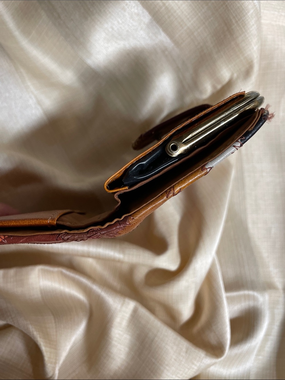 Roger Gimbel Patchwork Leather Ladies Wallet in Multicolor - Picture 6 of 7